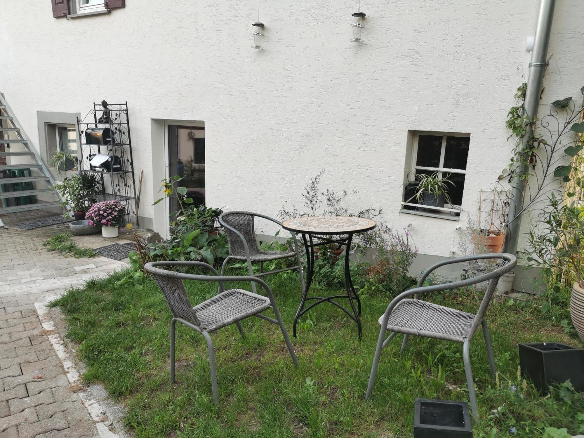 Ferieninrosengarten 1 Zi Appartement 190 Cm Deckenhoehe Oder Grosse 4 Zi Dg Whg Экстерьер фото